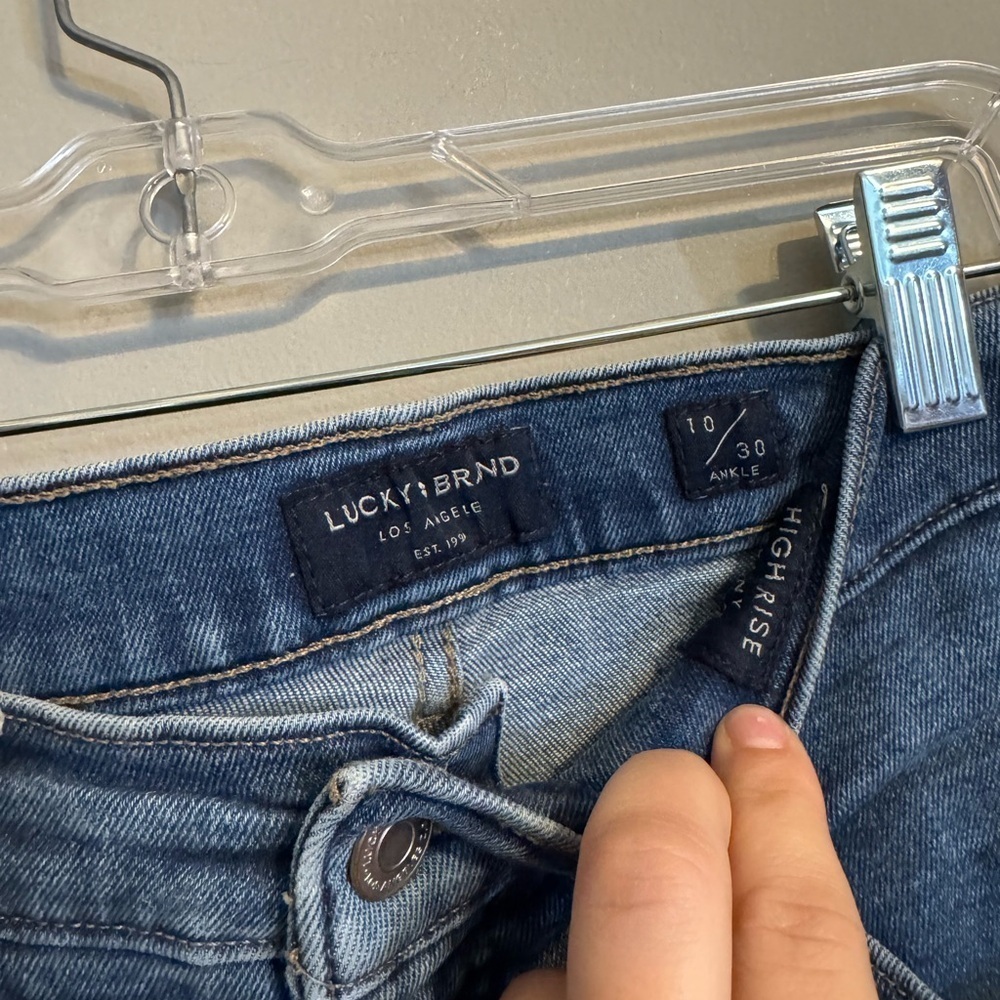 Lucky Brand High Rise Ankle Blue Jeans - Picture 2 of 6